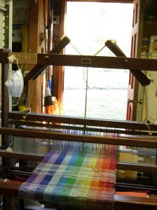 Loom in garage (1)